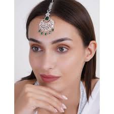 Buy Adwitiya Women Leaf Flower Design Ad Green Emerald Maang Tikka Online