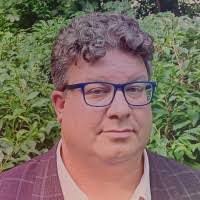 Chris Rezek's Instagram, Twitter & Facebook