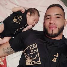 Primer mes de mi hermoso hijo. Gracias a mi Dios por darme este regalo tan  especial. Bendiciones príncipe hermoso . 🎂#1