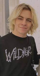 Pin On Ross Shor Lynch