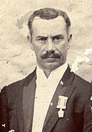 This file contains three documents. While ostensibly about the history of  the Bruce family, there are many interesting links in