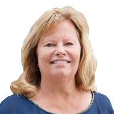 Jackie Geer's Instagram, Twitter & Facebook