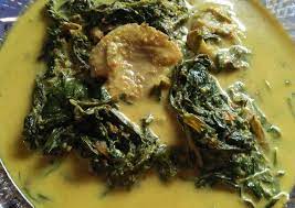Resep masakan rumahan resep gulai daun singkong ala masakan padang, simak tips merebus daun singkong empuk, bikin di rumah simak resep membuat gulai daun singkong khas masakan padang dan cara mengolah daun singkong agar empuk. Resep Gulai Pucuk Ubi Jengkol Sedap Resep Enyak