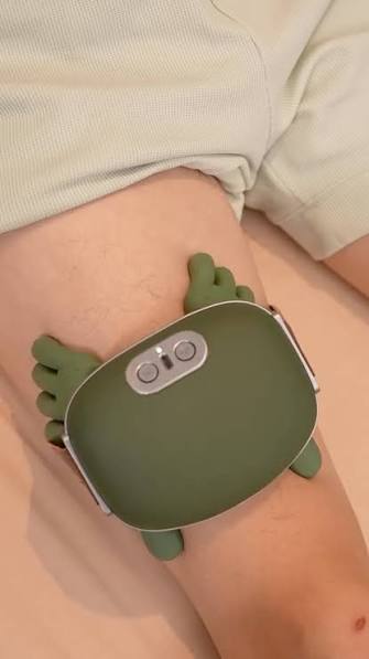 Masajeador biónico de cuello y hombros 4D con con función de calor. Está  diseñado de forma ergonómica para simular el amasamiento de las manos  humanas, específicamente la presión de los dedos y