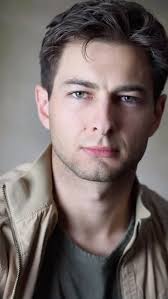 The beautiful HARPRIYA✨ @harpriya_onscreen ▪️ Headshots 2025 📸  @benvil.photography ▪️ Be you! Know your essence! ▪️ Use all of your  talents! ▪️ Looking forward to hearing all about your journey. ▪️ Thank