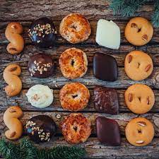 Ecco i anticamente venivano preparate tre diverse ricette: Dolci Di Natale Napoletani Quali Sono E Qual E La Loro Storia Dissapore