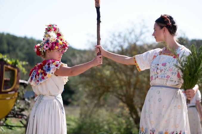 Midsommar's Showstopping Flower Dress Was So Heavy They Hid a Chair Under  It | Vanity Fair