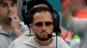 NFL fans fall in love with Miami Dolphins coach Mike McDaniel after  conversation caught