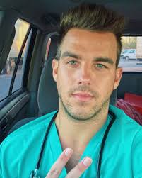 Peace out to another Covid ICU in another state..having the opportunity to  help in these trying times is nothing short of an honor and I wouldn't  change it for anything✌🏼 Don't forget