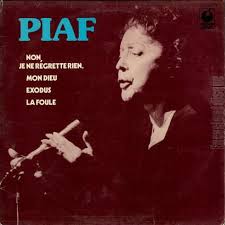 Je revois la ville en fête et en délire, suffoquant sous le soleil et sous la joie, et j'entends dans la musique les. Edith Piaf La Foule Lyrics Genius Lyrics