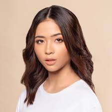 If you change your mind, though, and want to go for a lighter look 23 Best Hair Colors For Morena Skin In 2020 All Things Hair Ph
