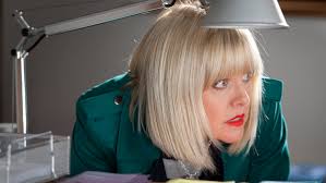Reliving Agatha Raisin S1E5: Murder, Straight from the Horse's Mouth