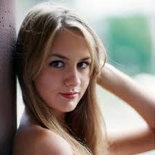 Deborah Plath's Instagram, Twitter & Facebook