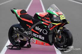 Respiro terus menjadi racing apparel resmi gresini racing team, di antaranya tim federal oil gresini moto2, tim kommerling gresini moto3. Aprilia Rs Gp Aprilia Racing Team Gresini Aprilia Motogp Racing Team