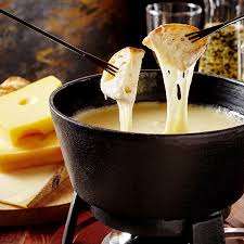 La Fondue Au Fromage Food Recipes Fondue Recipes