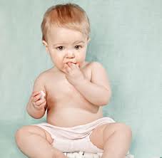 Ab wann dürfen oder sollten babys tee oder wasser als zusätzliche flüssigkeit trinken? Zucker Fur Kinder Ab Wann Soll Man Babys Susses Geben Welt