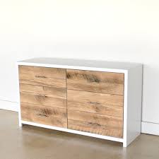 This distressed solid wood dresser is a quality choice for your rustic bedroom. Reclaimed Wood White 6 Drawer Dresser What We Make