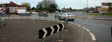 Guide books that would otherwise have no reason to mention the place find room. The Magic Roundabout Roads Org Uk