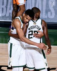 The phoenix suns and milwaukee bucks squared off in game 3 of the nba finals on sunday night at fiserv forum. Ao0jkpt6xbf0tm