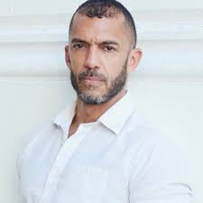 Dennis Stowe's Instagram, Twitter & Facebook