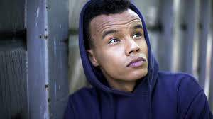 Brothers walking to a store noticed a frightening sight