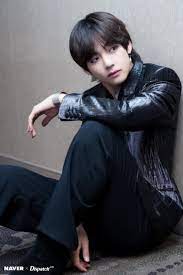 Check spelling or type a new query. Bts V Spotted With Hella Long Hair Suddenly 9 Photos
