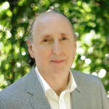 Errol Hunt's Instagram, Twitter & Facebook