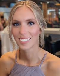 SalonDJ Spotlight: @cejay53 ✨ ———————————————————————————— Charles is a  perfectionist, dedicated to creating customized haircuts, styles, color... 