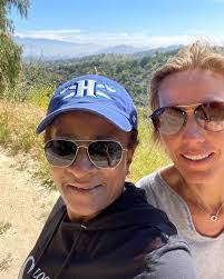 Wanda Lucas's Instagram, Twitter & Facebook