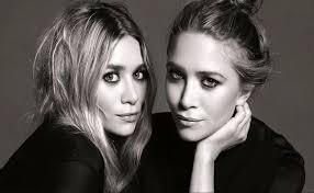 Amazon.com: Nirvana White Perfume por Elizabeth & James Eau De Parfum Spray  1 Oz : Belleza y Cuidado Personal