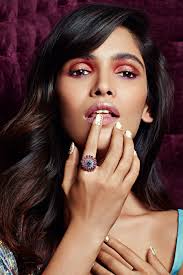 The caveat here is how much polish to remove. How To Safely Remove Your Gel Nail Polish And Acrylic Nails At Home Vogue India