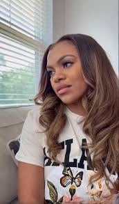 Somebody tell her that never in the history of the world has a baby kept a  man 🙄