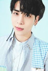 Jonghyun released the album through a variety of music sites on may 24 and officially began promotions with his appearance on mnets m countdown on may 26. 680 Kim Jonghyun Ideas Jonghyun Kim Shinee