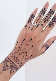 Our temporary tattoos and henna temporary tattoos are the perfect way to show off your personality and style with any design you can imagine. Modern Henna Tattoos For The Bride Arabia Weddings