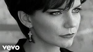 No, Martina McBride's "Independence Day" Is Not About The 4th Of July