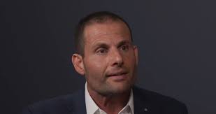 Useful idiot for criminals'