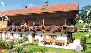 haus marter in lenggries bewertungen und verfugbarkeiten landreise de lenggries schneelandschaft urlaubsideen