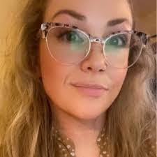 Melissa Dane's Instagram, Twitter & Facebook