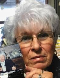 Edna Hayes's Instagram, Twitter & Facebook