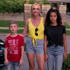 Ginny & georgia's felix mallard is the hottest thing from australia since the hemsworths. Ginny And Georgia Season 2 Release Date Cast And More