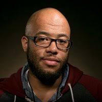 Danny Davis (@_dannydavis)