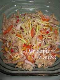 12 ketul kaki ayam dibersihkan dan dipotong dua 1 biji bawang besar dihiris nipis 11 biji cili api dihiris bulat nipis. Pin Di Daridapurnasya