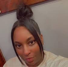 Warren Kerns's Instagram, Twitter & Facebook