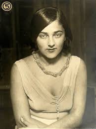 1930 Turkiye Guzeli Mubeccel Namik Basarili Kadinlar Fotograf Kadin