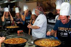 Si je peux me permettre nous venions de la ville de xeraco et. Visite Panoramique De La Ville De Valence Avec Cours De Preparation De Paella 2021