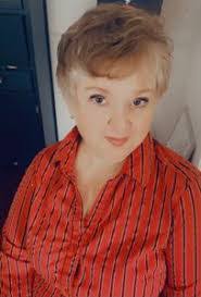 Leah Kirk's Instagram, Twitter & Facebook