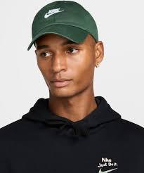 Cappello Jordan Cappelli A Poco Prezzo Nike Club Cappello Unstructured  Futura Wash VERDE