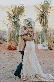 Western Boho Desert Wedding Inspiration Wedding Arch Western Wedding Dresses Boho Wedding Dress Wedding Hats