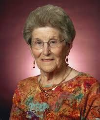 Vivian Whetstone's Instagram, Twitter & Facebook