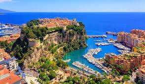 Cannes is one of the most famous resorts in the world, renowned for its annual film festival and its palatial hotels. Confinement Dans Les Alpes Maritimes Monaco Annonce Des Controles Renforces Aux Frontieres Actu Nice